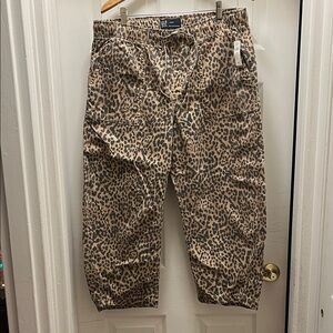 GAP Women's Tan & Black Leopard Print Barrel Jeans